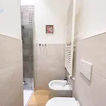 San Lazzaro 23 - 4 Tirabora Short Rent Triëst