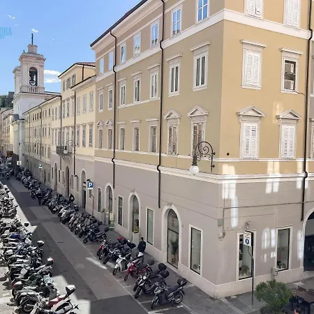 San Lazzaro 23 - 4 Tirabora Short Rent טריאסטה